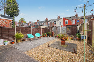 Photo 5- click for photo gallery